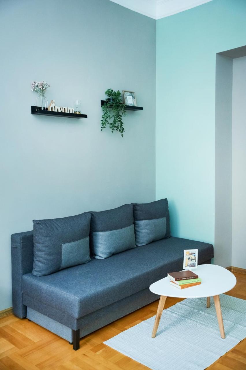 Cozy Apartment, 5Mins To Opera Lviv Exterior photo